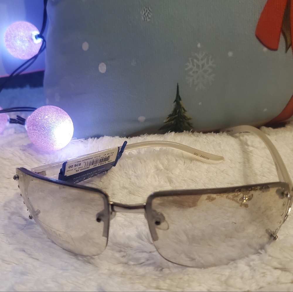 Stylish Silver Rimless Sunglasses